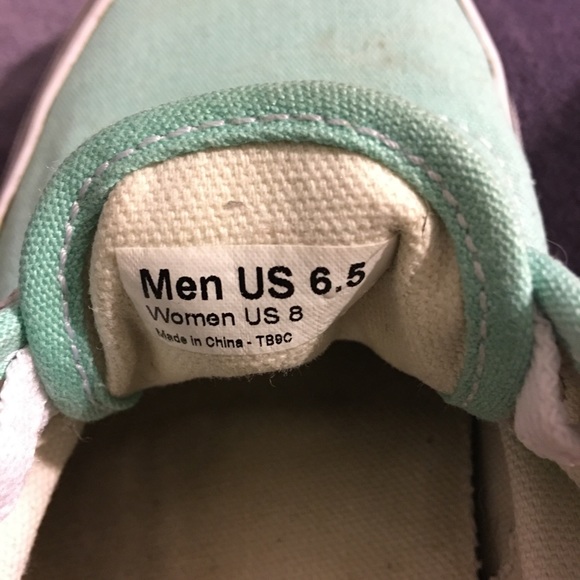 Vans - Picture 5 of 5